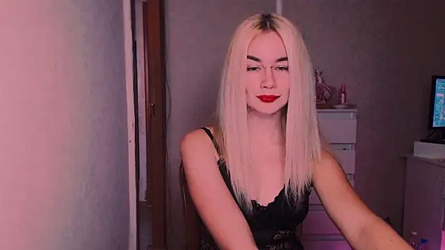 xxxcharismaaa online show from October 30, 2025, 5:10 pm