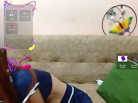 Snapshot of miss_tinnymafe chatting on December 16, 2025, 12:26 am miss tinnymafe online show from December 16, 2025, 12:26 am