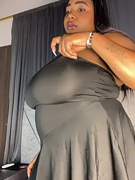 Snapshot of angelGgold chatting on January 9, 2026, 12:12 pm angelGgold online show from January 9, 2026, 12:12 pm