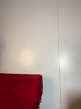 Snapshot of angelGgold chatting on February 18, 2026, 12:01 pm angelGgold online show from February 18, 2026, 12:01 pm