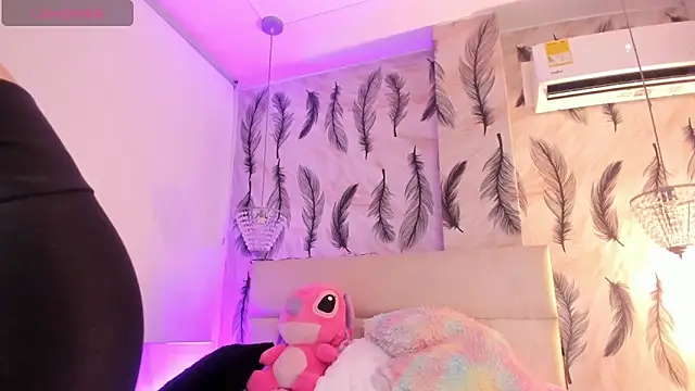 Vivi prinncess online show from November 12, 2025, 10:35 pm