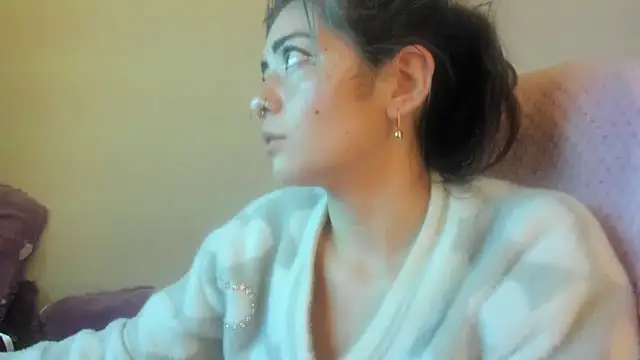 Sammysammy  online show from March 25, 2026, 5:18 am