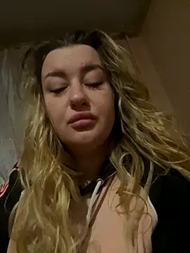 Snapshot of Mandy_Belcher chatting on November 14, 2025, 3:15 pm Mandy Belcher online show from November 14, 2025, 3:15 pm