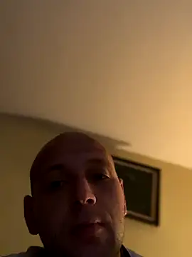 Snapshot of Flakka95 chatting on September 30, 2025, 9:43 pm Flakka95 online show from September 30, 2025, 9:43 pm