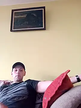 Snapshot of Flakka95 chatting on December 20, 2024, 1:43 pm Flakka95 online show from December 20, 2024, 1:43 pm