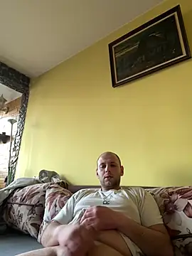 Snapshot of Flakka95 chatting on February 1, 2025, 6:54 am Flakka95 online show from February 1, 2025, 6:54 am