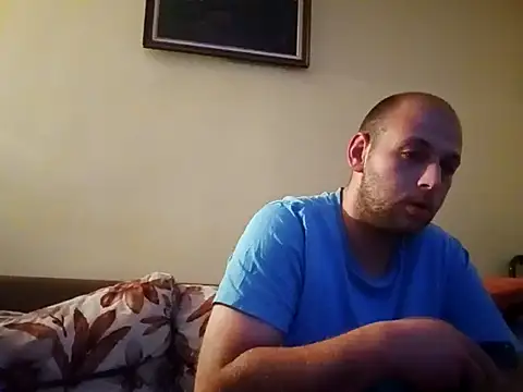 Snapshot of Flakka95 chatting on October 26, 2025, 10:32 pm Flakka95 online show from October 26, 2025, 10:32 pm