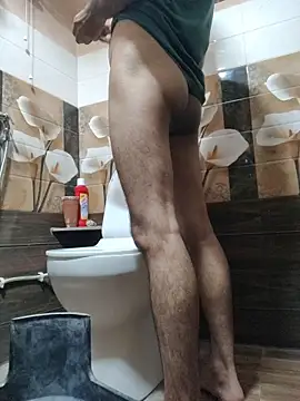 Rohit19997776 online show from May 10, 2026, 4:42 pm