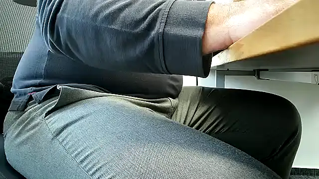 Snapshot of 69bezfleku chatting on September 26, 2025, 6:09 am 69bezfleku online show from September 26, 2025, 6:09 am