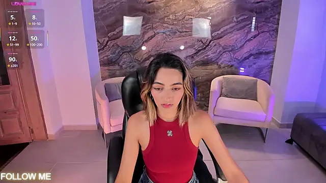 Snapshot of MelissaMoore_ chatting on November 2, 2025, 10:48 pm MelissaMoore online show from November 2, 2025, 10:48 pm