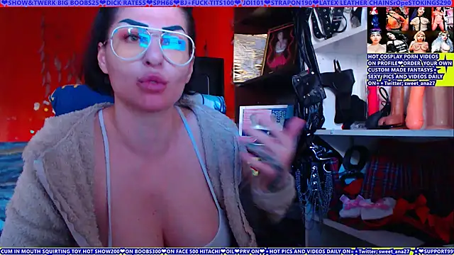 cuminmenowbbyx online show from May 11, 2026, 4:04 pm