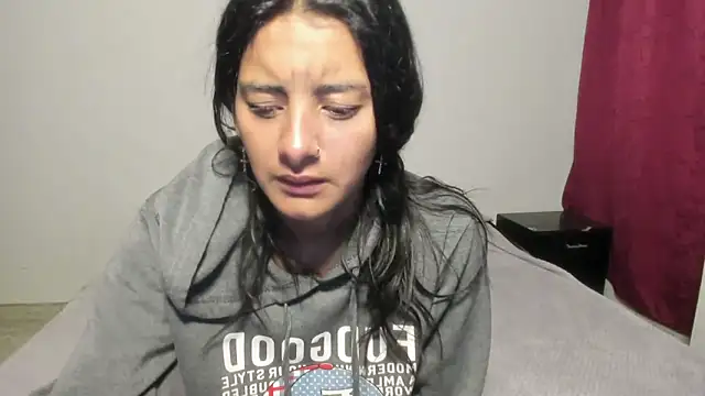 Snapshot of skinny_Yizz chatting on October 7, 2025, 6:47 am skinny Yizz online show from October 7, 2025, 6:47 am