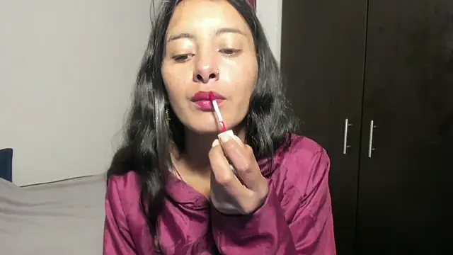 Snapshot of skinny_Yizz chatting on October 8, 2025, 2:24 am skinny Yizz online show from October 8, 2025, 2:24 am