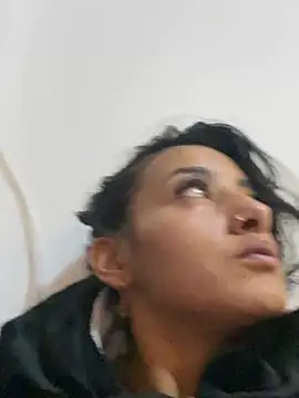 Snapshot of skinny_Yizz chatting on January 13, 2025, 10:56 pm skinny Yizz online show from January 13, 2025, 10:56 pm