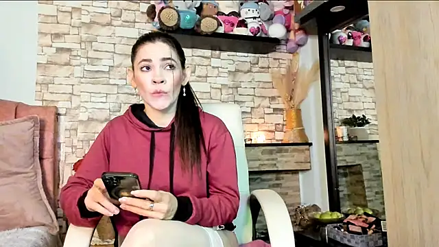 Snapshot of Carla_expit chatting on November 21, 2025, 11:37 pm Carla expit online show from November 21, 2025, 11:37 pm