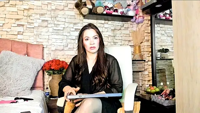 Carla expit online show from February 3, 2026, 12:10 am