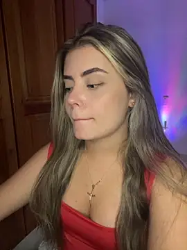 Snapshot of Miss_valeriaa chatting on November 28, 2025, 10:21 pm Miss valeriaa online show from November 28, 2025, 10:21 pm