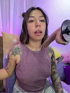  antonella dreamss online show from February 15, 2026, 3:22 pm