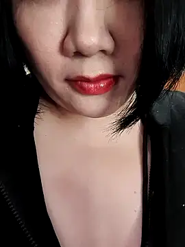 cindy01113520 online show from March 18, 2025, 5:55 pm