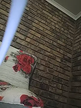 Galcraze online show from March 9, 2025, 10:30 pm