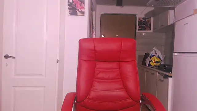 Snapshot of simyhvn chatting on October 29, 2025, 5:39 am simyhvn online show from October 29, 2025, 5:39 am