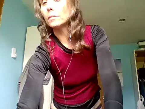 Snapshot of SexyRach75 chatting on May 2, 2026, 2:33 pm SexyRach75 online show from May 2, 2026, 2:33 pm