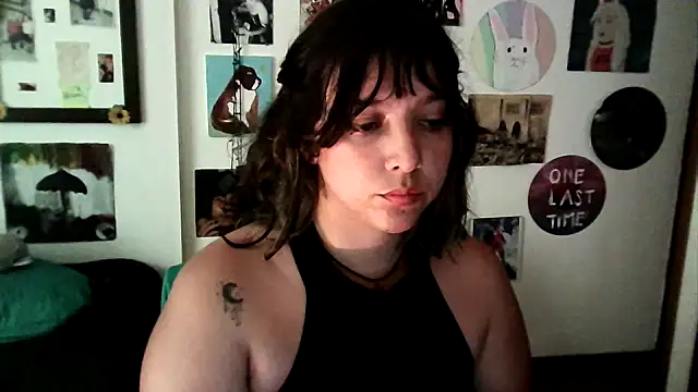 Snapshot of soynanabela28 chatting on March 17, 2025, 10:19 pm soynanabela28 online show from March 17, 2025, 10:19 pm