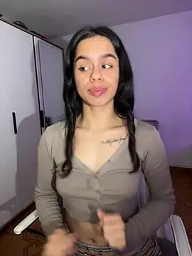 Snapshot of xlovelygirlx chatting on February 15, 2025, 11:58 pm xlovelygirlx online show from February 15, 2025, 11:58 pm