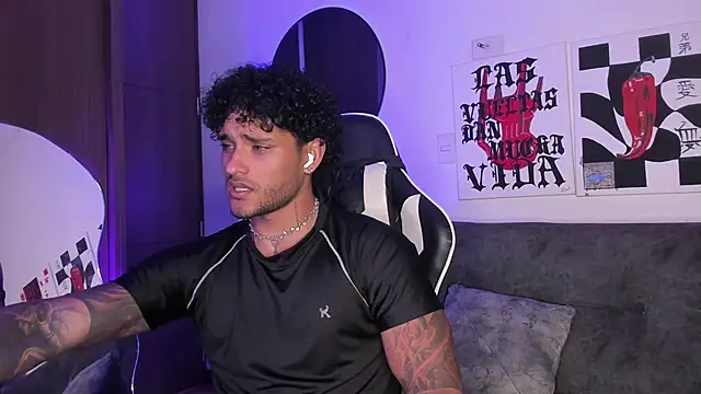 Alessandro Vanni online show from March 10, 2026, 2:59 am