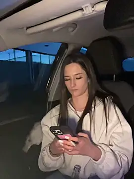 joanaelaa online show from February 23, 2025, 5:39 pm