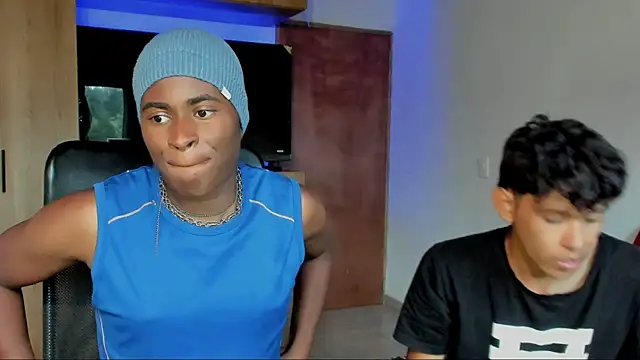 Snapshot of CrissBrownxxx chatting on July 2, 2026, 10:49 pm CrissBrownxxx online show from July 2, 2026, 10:49 pm