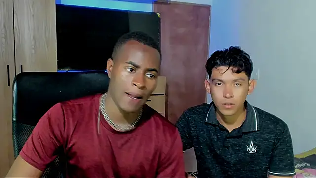 Snapshot of CrissBrownxxx chatting on June 22, 2026, 12:27 am CrissBrownxxx online show from June 22, 2026, 12:27 am