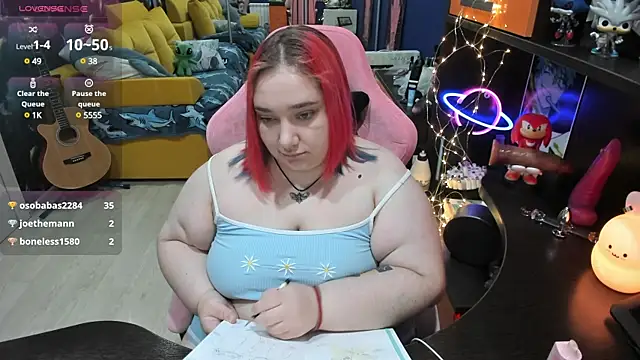 Snapshot of Softie_Sofy chatting on March 13, 2025, 10:47 am Softie Sofy online show from March 13, 2025, 10:47 am