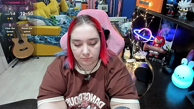 Snapshot of Softie_Sofy chatting on March 12, 2025, 2:23 pm Softie Sofy online show from March 12, 2025, 2:23 pm