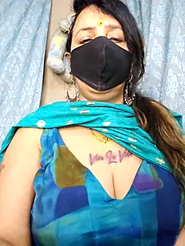 cute-tanvi online show from February 27, 2026, 12:55 am