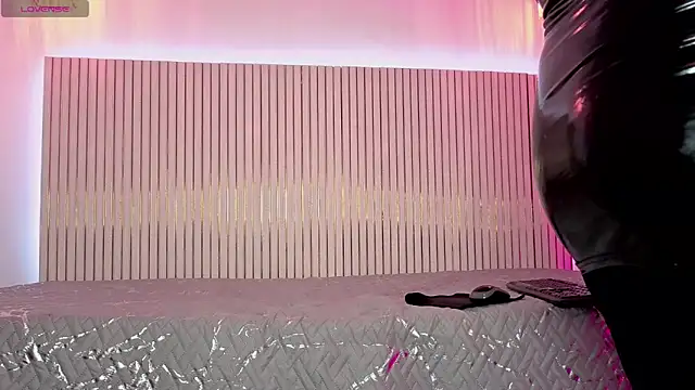 Snapshot of lala_angel chatting on December 20, 2025, 10:40 am lala angel online show from December 20, 2025, 10:40 am