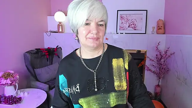 Snapshot of CarmenSoft chatting on November 2, 2025, 9:09 pm CarmenSoft online show from November 2, 2025, 9:09 pm