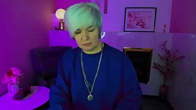 Snapshot of CarmenSoft chatting on November 23, 2025, 8:52 pm CarmenSoft online show from November 23, 2025, 8:52 pm