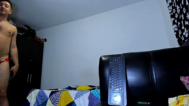 Snapshot of ares_sexxx chatting on November 17, 2025, 1:42 am ares sexxx online show from November 17, 2025, 1:42 am