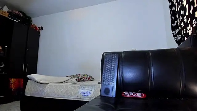 Snapshot of ares_sexxx chatting on November 2, 2025, 9:09 pm ares sexxx online show from November 2, 2025, 9:09 pm