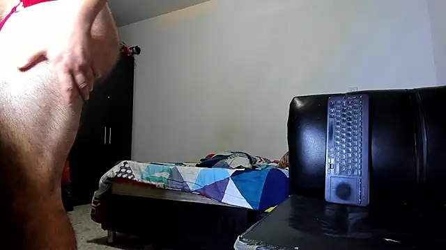 Snapshot of ares_sexxx chatting on November 7, 2025, 5:06 pm ares sexxx online show from November 7, 2025, 5:06 pm