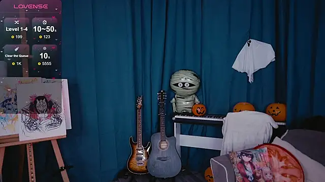 MadnessAlison online show from October 31, 2025, 8:05 pm