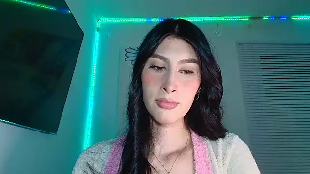 valeria gonzales  online show from March 28, 2026, 12:00 am