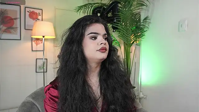 artechloe online show from November 5, 2025, 8:45 pm