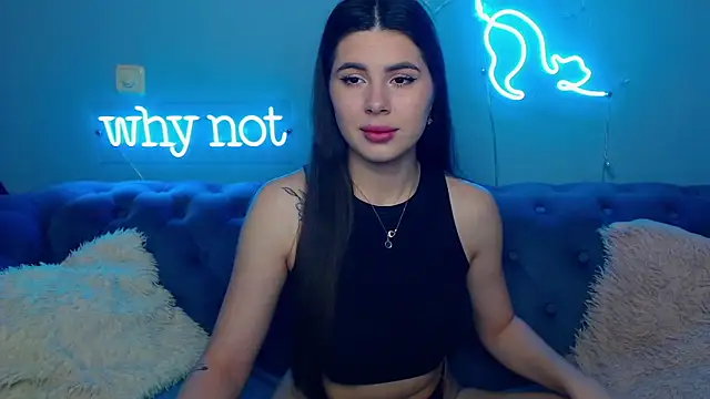 ViollinaLove online show from February 13, 2026, 5:40 am