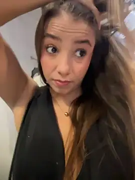 Hall 16 online show from December 20, 2025, 8:12 pm