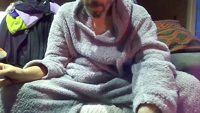 207RCCam online show from November 23, 2025, 6:45 am