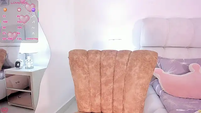 zoemina xd online show from January 9, 2026, 2:46 pm