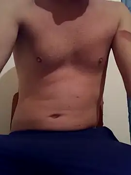 Rolandxxxr online show from January 4, 2025, 3:49 pm