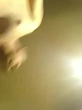 Snapshot of Rolandxxxr chatting on February 23, 2026, 8:09 pm Rolandxxxr online show from February 23, 2026, 8:09 pm